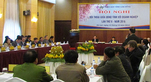 Quang cảnh Hội nghị đối thoại với doanh nghiệp tỉnh Lâm Đồng
