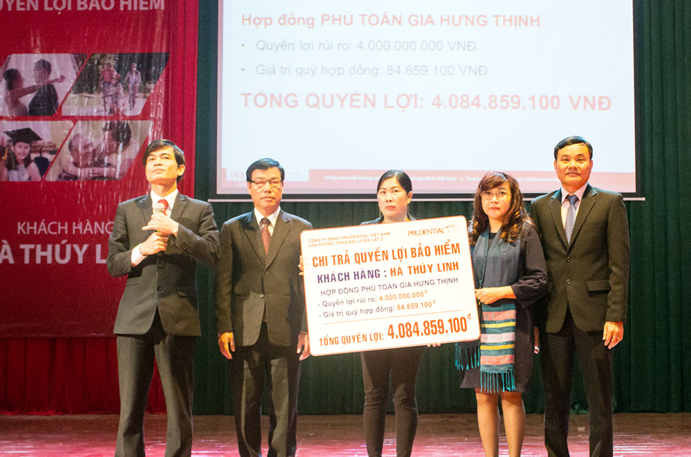Prudential chi trả hơn 4 tỷ đồng cho gia đình doanh nhân Hà Thúy Linh