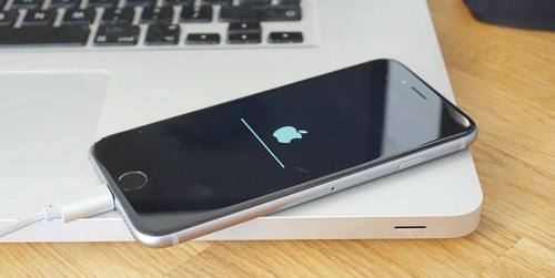 Người dùng iOS 10.2 không thể hạ cấp xuống iOS 10.1 và 10.1.1.