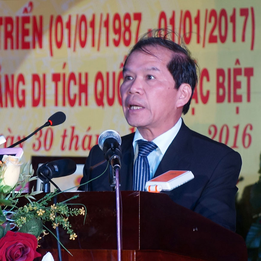 Đồng chí Nguyễn Xuân Tiến, Ủy viên Trung ương Đảng, Bí thư Tỉnh ủy Lâm Đồng phát biểu tại buổi lễ