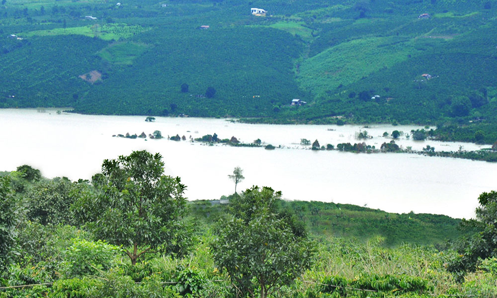 Khu vực lòng hồ Thủy điện Đồng Nai 2. Ảnh: X.Long