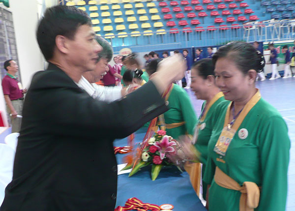 Di Linh giành 3 huy chương vàng tại Liên hoan Thể dục dưỡng sinh Miền trung Tây Nguyên mở rộng - 2017