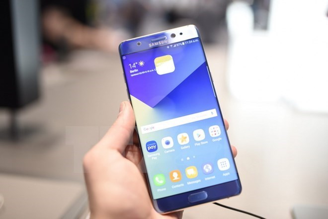 Điện thoại cao cấp chỉ chiếm gần 30% tổng doanh số của Samsung
