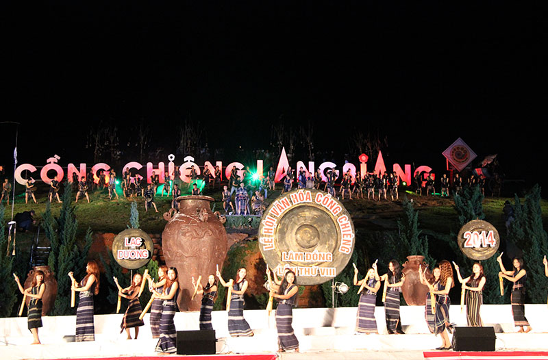 Lễ hội cồng chiêng là một nét đặc sắc của Lâm Đồng. Ảnh: N.Ngà