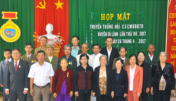 Cán bộ, chiến sĩ cách mạng bị địch bắt tù đày đang công tác và sinh sống tại huyện Di Linh