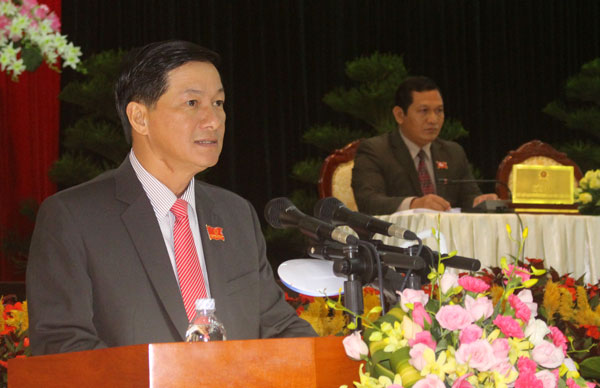 Phó Bí thư thường trực, Chủ tịch HĐND tỉnh Trần Đức Quận phát biểu khai mạc kỳ họp thứ 3, HĐND tỉnh khóa IX