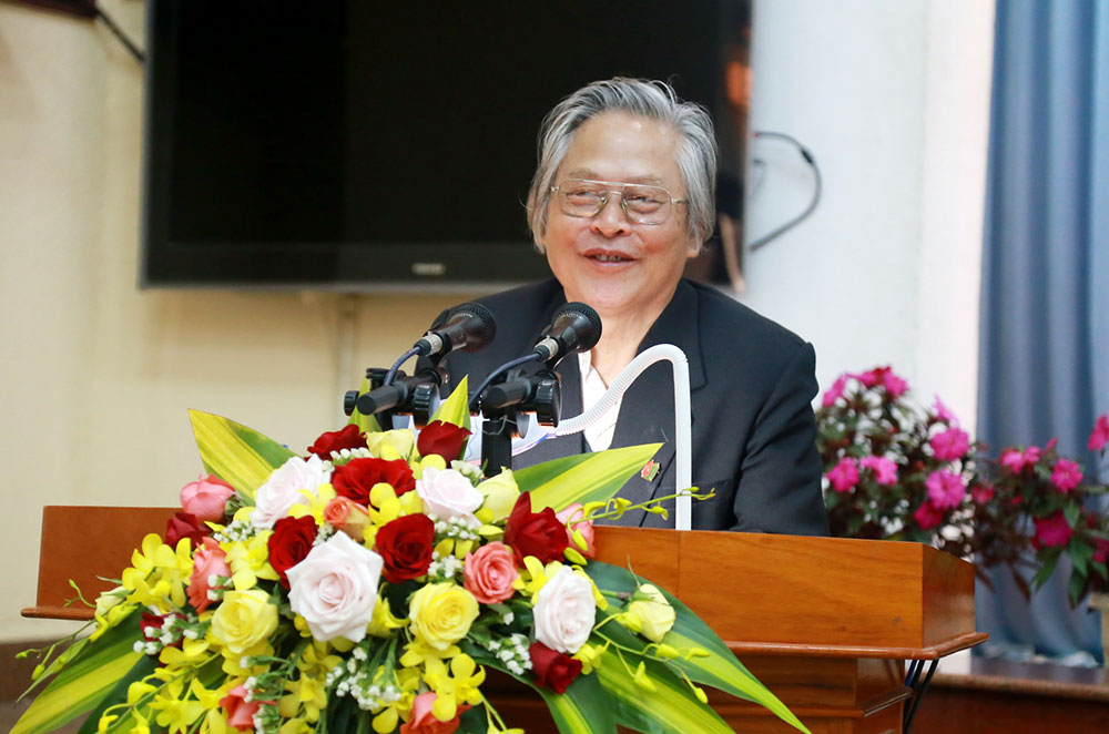 Đồng chí Phạm Vĩnh – nguyên Tổng biên tập Báo Lâm Đồng ôn lại truyền thống tại buổi Lễ kỷ niệm