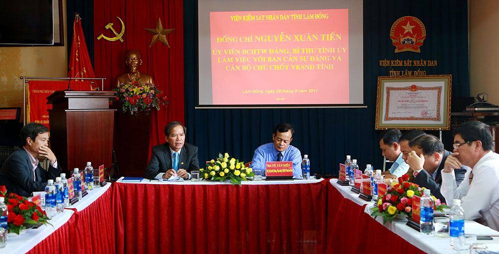 Bí thư Tỉnh ủy làm việc với Viện kiểm sát nhân dân Lâm Đồng