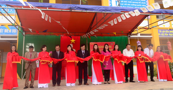 Room to Read tài trợ 30 Thư viện thân thiện cho các trường tiểu học vùng sâu, vùng xa Lâm Đồng