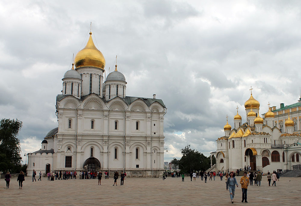 Quần thể các tòa Thánh đường trong khuôn viên Điện Kremlin