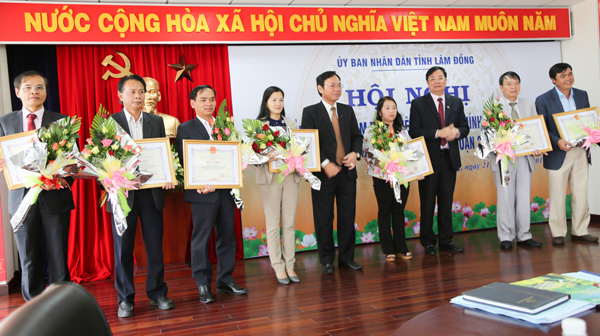 Các tập thể được nhận Bằng khen của Chủ tịch UBND tỉnh Lâm Đồng