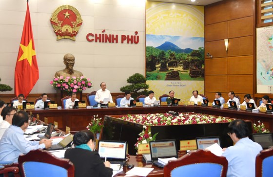 Quang cảnh phiên họp Chính phủ