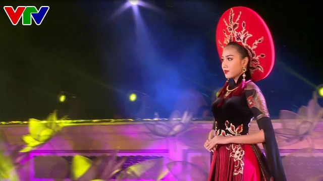 Festival Huế 2018: Lễ hội áo dài tôn vinh Quốc phục Việt Nam
