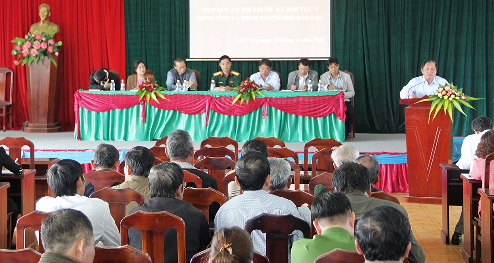 Đoàn đại biểu HĐND tỉnh và TP Bảo Lộc tiếp xúc với cử tri phường Lộc Phát