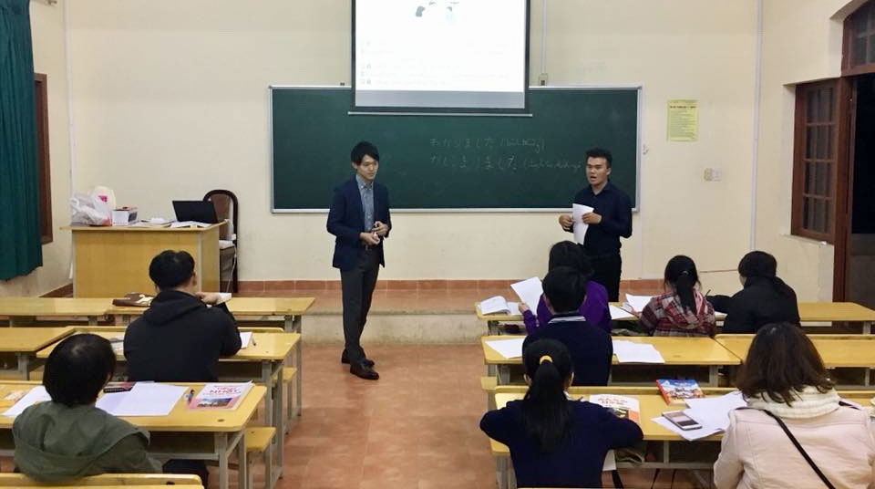 Lớp học tiếng Nhật tại Sanko do giáo viên người Nhật và người Việt dạy