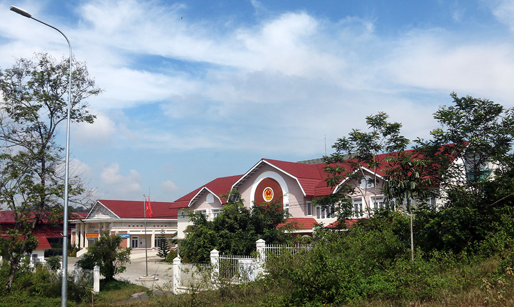 Trụ sở UBND phường B’Lao - Bảo Lộc có “Không gian kiến trúc xanh” do Công ty TNHH Tư vấn thiết kế - Quy hoạch xây dựng Kim Mộc của Bảo thiết kế. Ảnh: X.T
