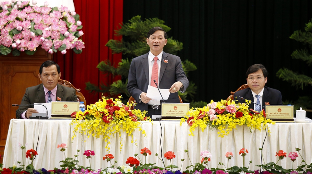 Chủ tọa Kỳ họp thứ 6 HĐND tỉnh Lâm Đồng khóa IX, Kỳ họp được truyền hình trực tiếp trên Đài Phát thanh Truyền hình Lâm Đồng, tường thuật trực tiếp trên Báo Lâm Đồng Online