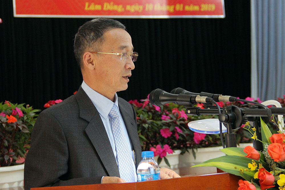 Đồng chí Trần Văn Hiệp – UVBTV, Trưởng BTG Tỉnh ủy phát biểu kết luận tại hội nghị