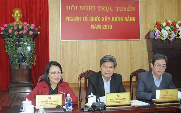 Đồng chí Nguyễn Xuân Tiến - Ủy viên Trung ương Đảng, Bí thư Tỉnh ủy tham dự Hội nghị tại điểm cầu Lâm Đồng