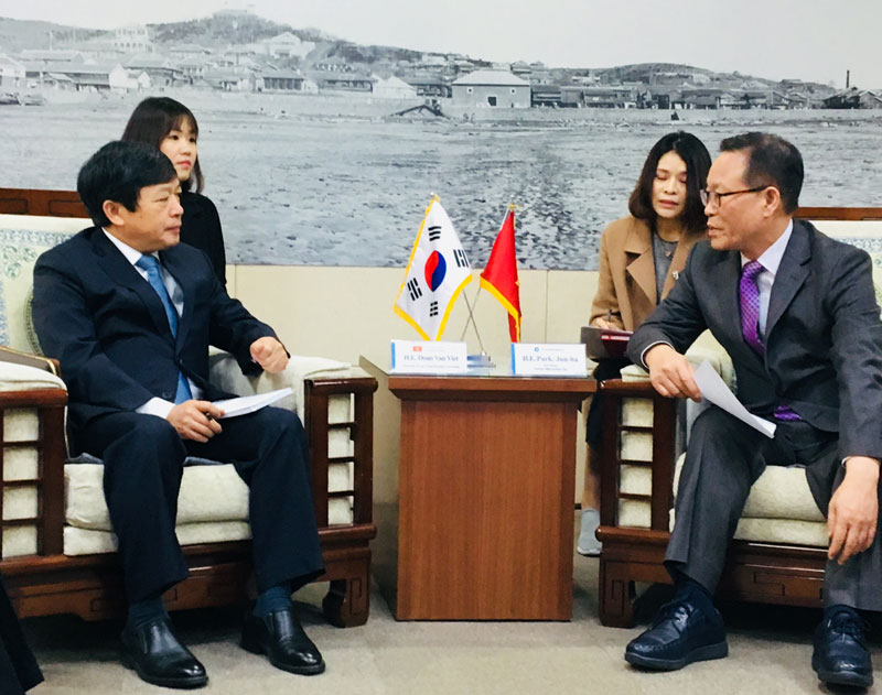 Đoàn công tác cấp cao của tỉnh Lâm Đồng thăm và làm việc tại các địa phương của Hàn Quốc