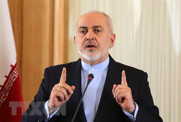 Ngoại trưởng Iran Mohammad Javad Zarif phát biểu tại cuộc họp báo ở thủ đô Tehran ngày 13/2/2019. (Nguồn: AFP/TTXVN)