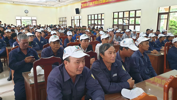 Đông đảo cán bộ, công nhân, viên chức tham dự hưởng ứng Ngày Môi trường thế giới năm 2019