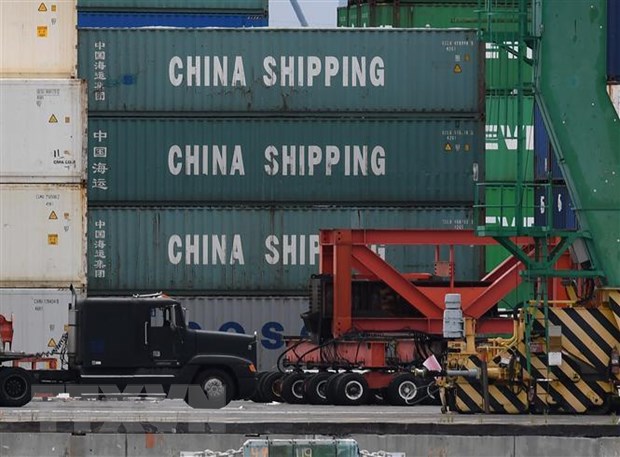 Hàng hóa Trung Quốc được xếp tại cảng ở Long Beach, California, Mỹ ngày 10/5/2019. (Ảnh: AFP/TTXVN)