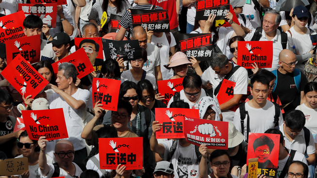 1 triệu dân Hong Kong chống dự luật dẫn độ sang Trung Quốc