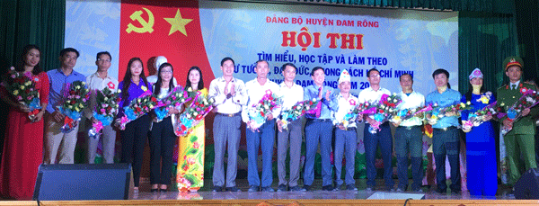 Đam Rông: Chung kết Hội thi Tìm hiểu, học tập và làm theo tư tưởng, đạo đức, phong cách Hồ Chí Minh