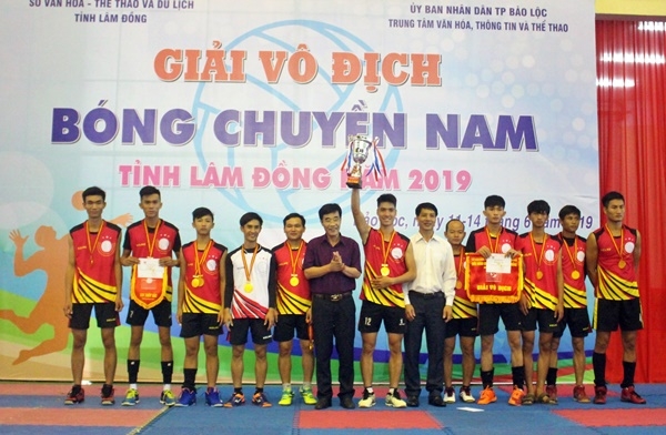 Đạ Tẻh vô địch Giải bóng chuyền Nam toàn tỉnh năm 2019