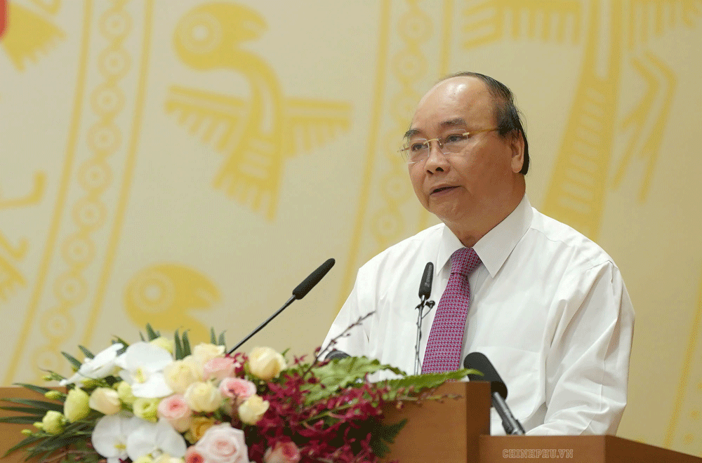 Thủ tướng chủ trì phiên họp Chính phủ 6 tháng. Ảnh: chinhphu.vn