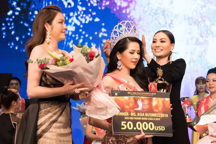 Trần Thị Phương đăng quang Hoa hậu Doanh nhân Châu Á 2019