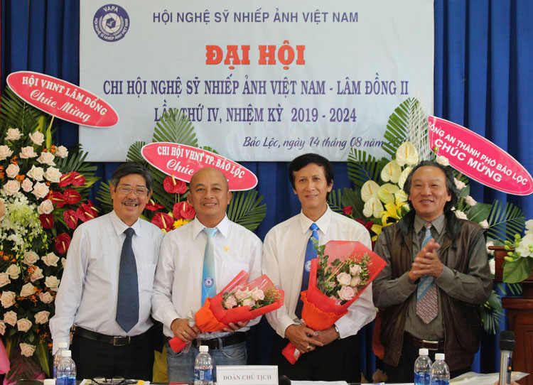 Đại hội Chi hội Nghệ sĩ Nhiếp ảnh Việt Nam tại Bảo Lộc