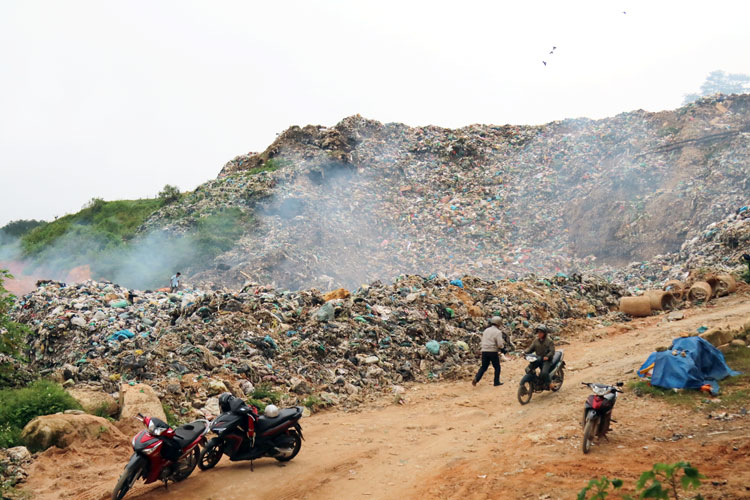 Bãi rác Cam Ly vẫn chưa thể đóng cửa vì Nhà máy xử lý chất thải rắn Đà Lạt không đảm bảo được việc xử lý rác