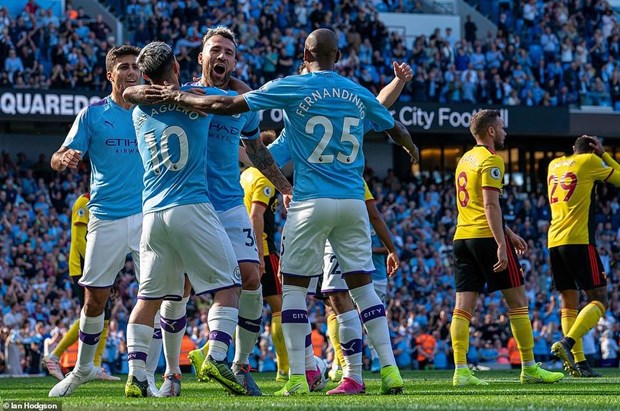 Manchester City đi vào lịch sử sau chiến thắng hủy diệt 8-0