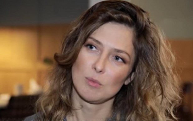 Nhà báo Nga Yulia Yuzik