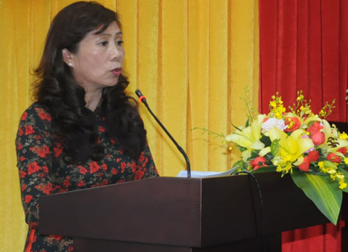 Đồng chí Nguyễn Thị Lệ - Ủy viên Ban THường vụ, Trưởng Ban Dân vận TỈnh ủy phát biểu kết luận hội thảo