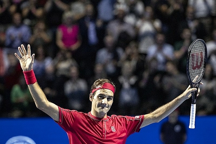 Federer rút lui khỏi Paris Masters
