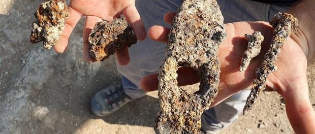 Phát hiện búa sắt 1.400 năm tuổi tại Israel
