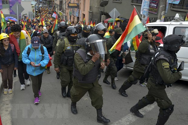Đại sứ quán một số nước tại Bolivia bị các nhóm đối tượng tấn công