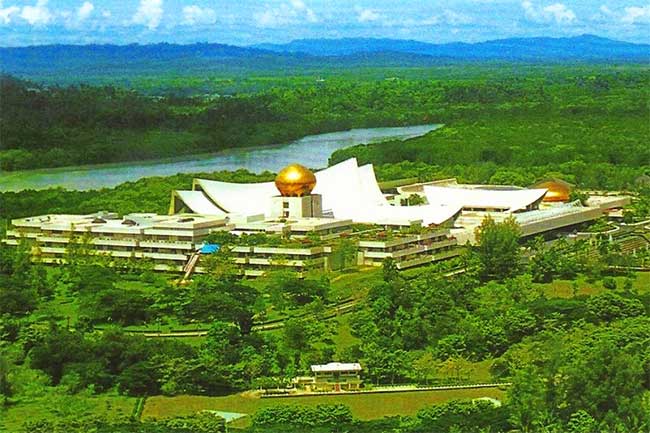 Đứng thứ 10 trong danh sách là Cung điện Istana Nurul Izzah của Quốc vương Brunei với chi phí xây dựng 3,3 tỷ USD