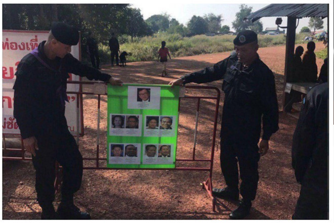 Cảnh sát Thái canh chốt an ninh biên giới giáp với Campuchia có yết thị truy nã ông Sam Rainsy và những người ủng hộ ông