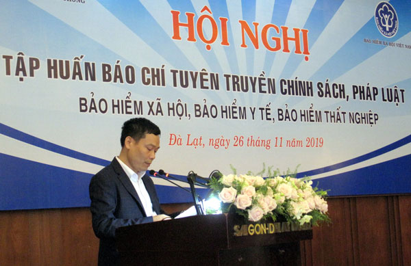 Ông Đặng Khắc Lợi - Phó Cục trưởng Cục Báo chí - Bộ Thông tin và Truyền thông phát biểu khai mạc hội nghị