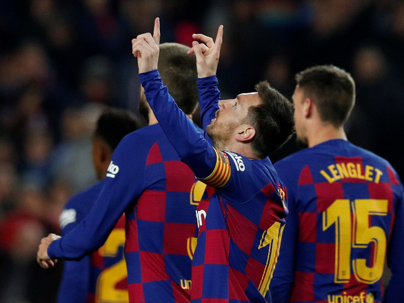 Messi tỏa sáng với cú hat-trick vào lưới Mallorca