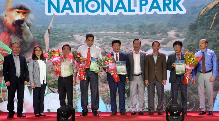 Trao giấy chứng nhận Vườn di sản ASEAN cho 4 lãnh đạo Vườn Quốc gia