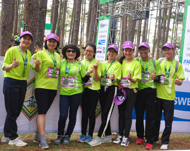 Các VĐV tham gia giải Siêu Marathon Quốc tế 2019 - một giải đấu thành công về mặt xã hội hóa của TDTT Lâm Đồng trong những năm gần đây. Ảnh: Gia Khánh