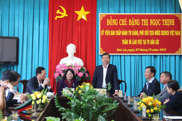 Phó Chủ tịch Nước Đặng Thị Ngọc Thịnh thăm và làm việc tại Bảo Lộc