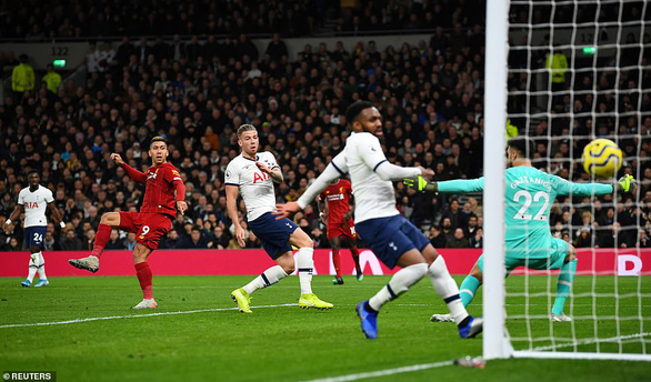 Dứt điểm kém, Tottenham 'phơi áo' trước Liverpool trên sân nhà