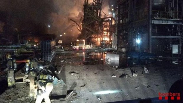 Tây Ban Nha: Cháy nổ nhà máy hóa chất, gây nhiều thương vong