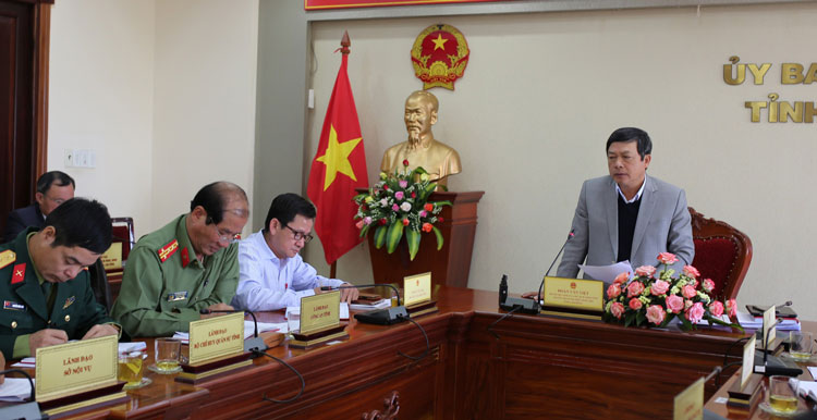 Chủ tịch UBND tỉnh Lâm Đồng Đoàn Văn Việt yêu cầu các ngành bình tĩnh, chủ động phòng dịch viêm đường hô hấp cấp do chủng mới của virus Corona